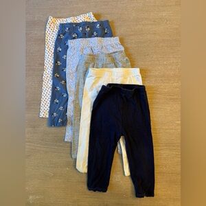 Baby GAP Set of 6 Baby Leggings in Various Colors and Patterns. 12-18 months